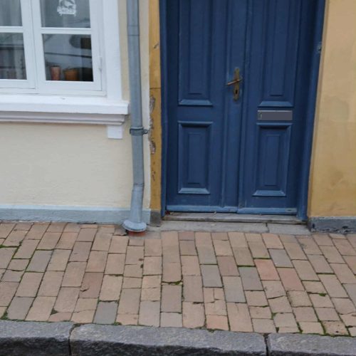 faaborg-hoveddoer-blaa-gammelby